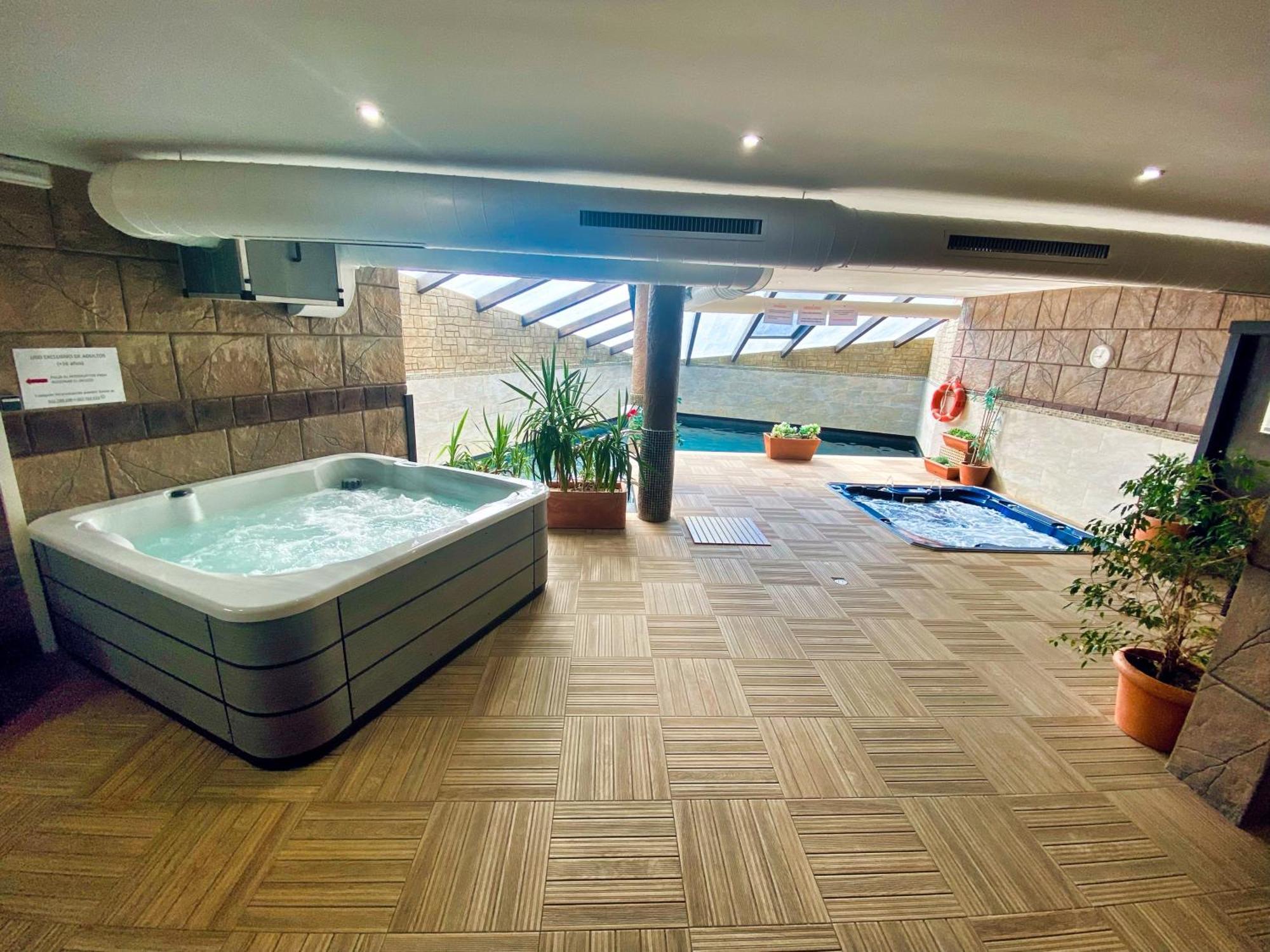 Apartamentos Spa Casco Historico De Isla - AlojateIsla Plana Kültér fotó
