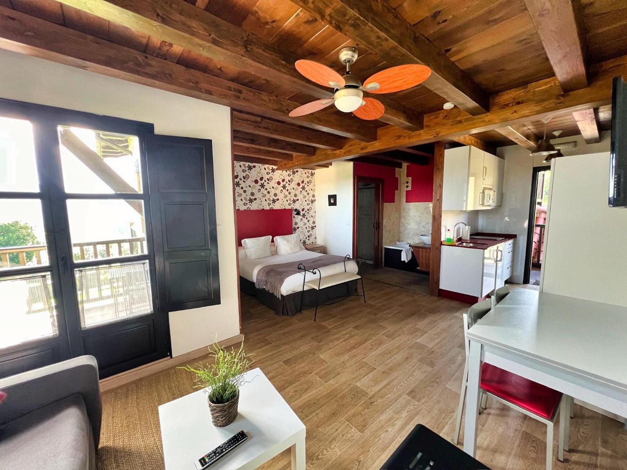Apartamentos Spa Casco Historico De Isla - AlojateIsla Plana Kültér fotó